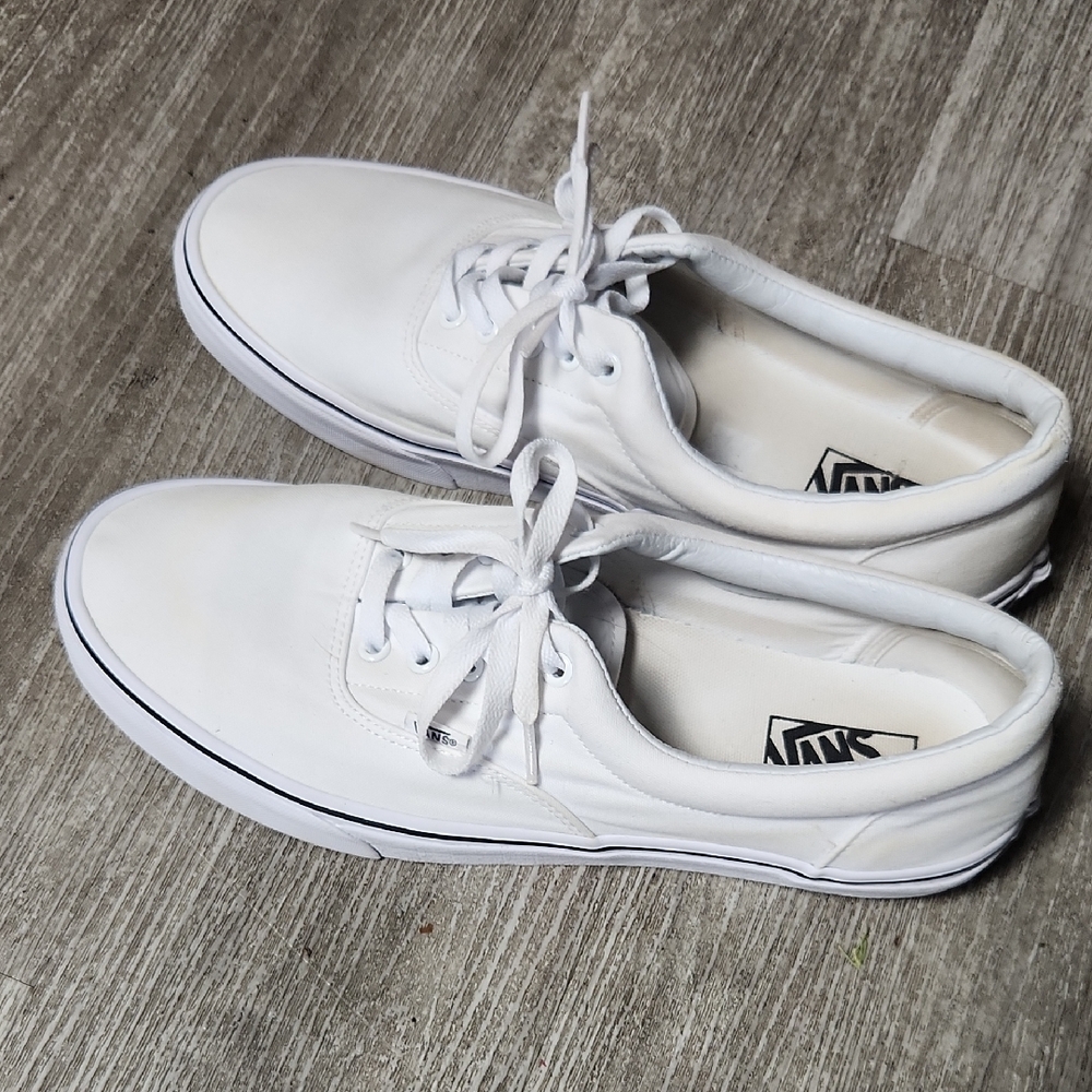 Vans Men's Classic White Sneakers